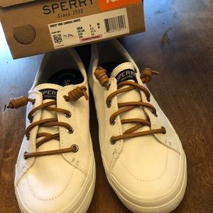 Sperry  canvas white memory foam sneakers, new